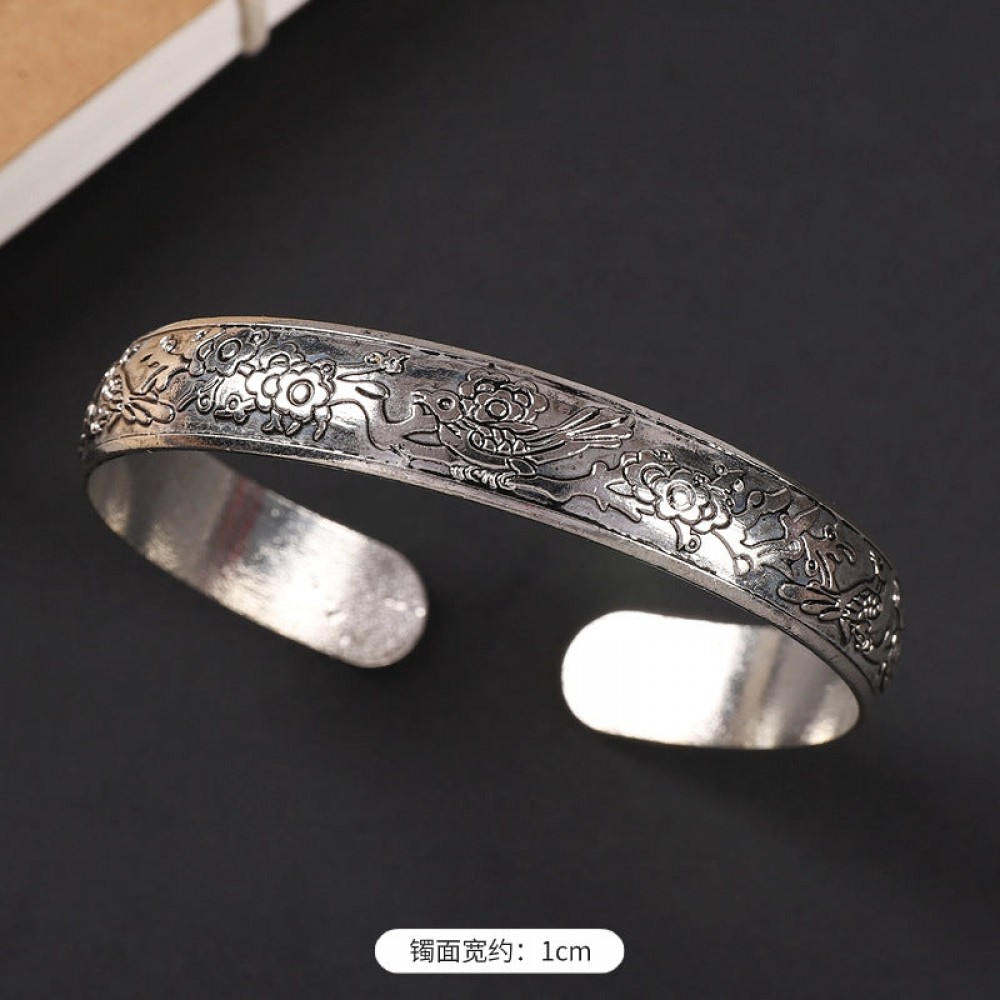 ethnic style retro court Chinese carved ancient silver brace