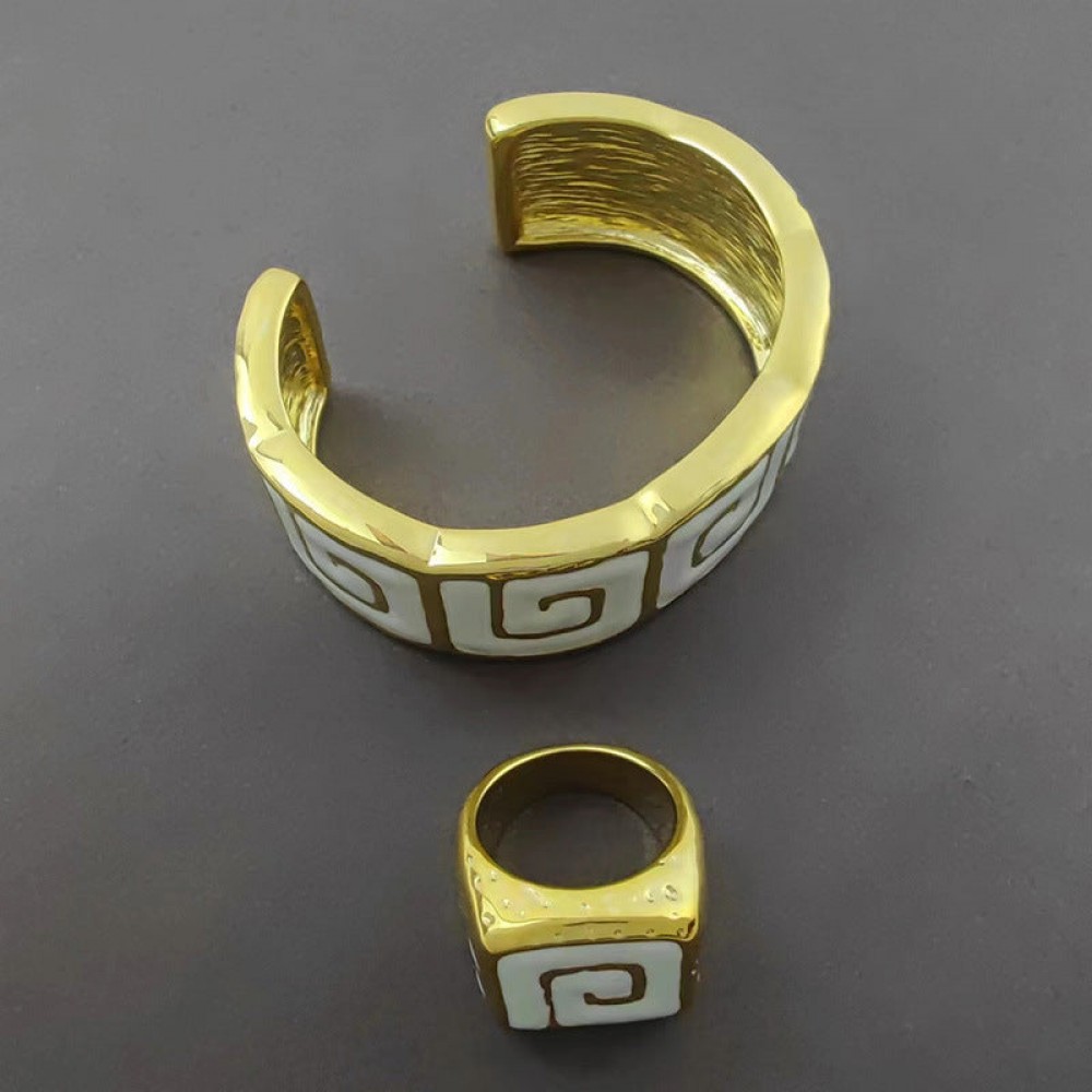 enamel color contrast bracelet French niche design retro sim