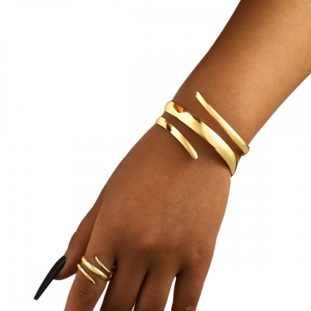 Line hollow water drop ring bracelet set