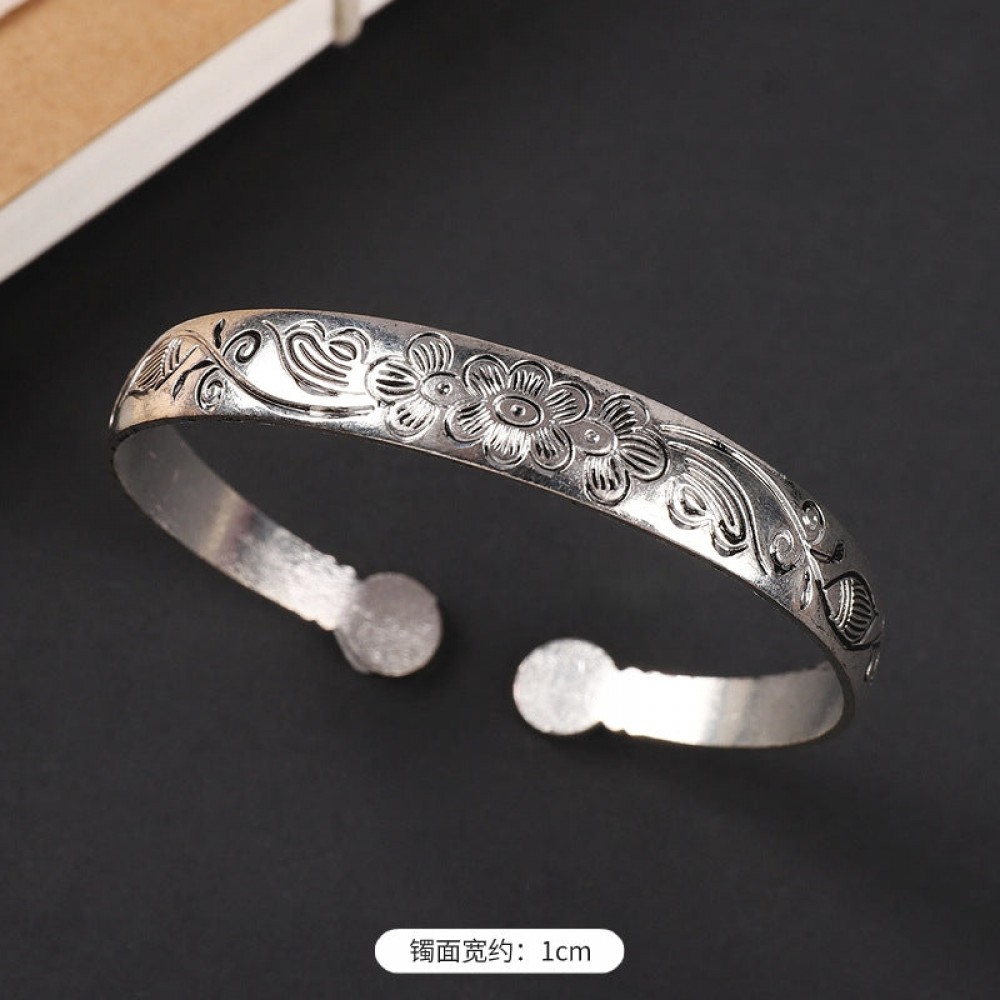 ethnic style retro court Chinese carved ancient silver brace