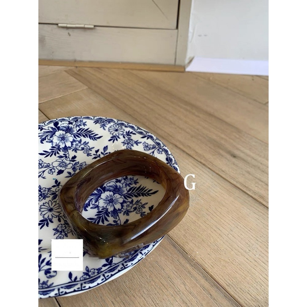 Vintage Acrylic Geometric Irregular Ring Resin Bracelet