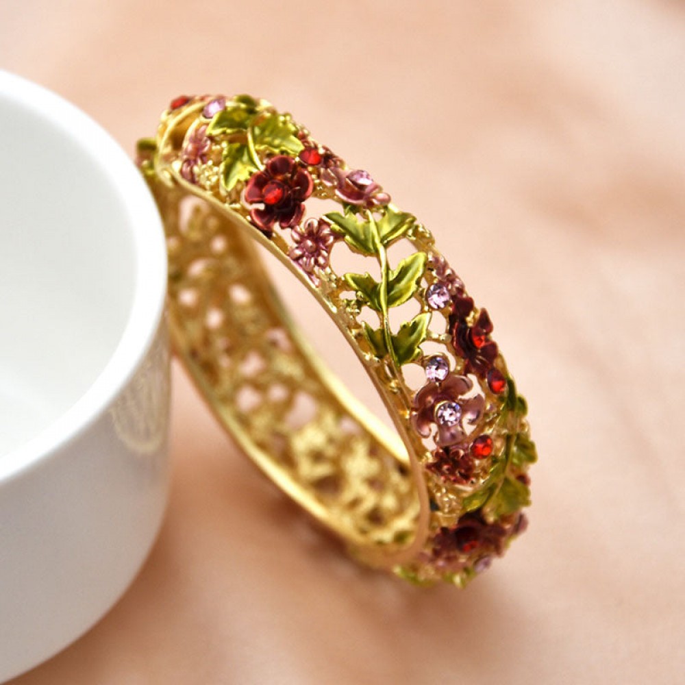 foreign trade jewelry retro rose diamond hollow alloy cloiso