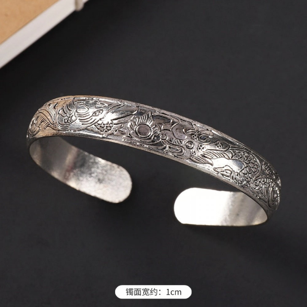 ethnic style retro court Chinese carved ancient silver brace
