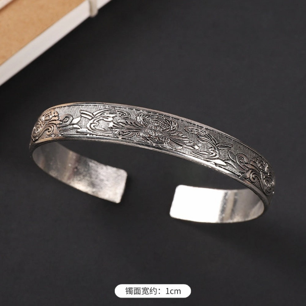 ethnic style retro court Chinese carved ancient silver brace
