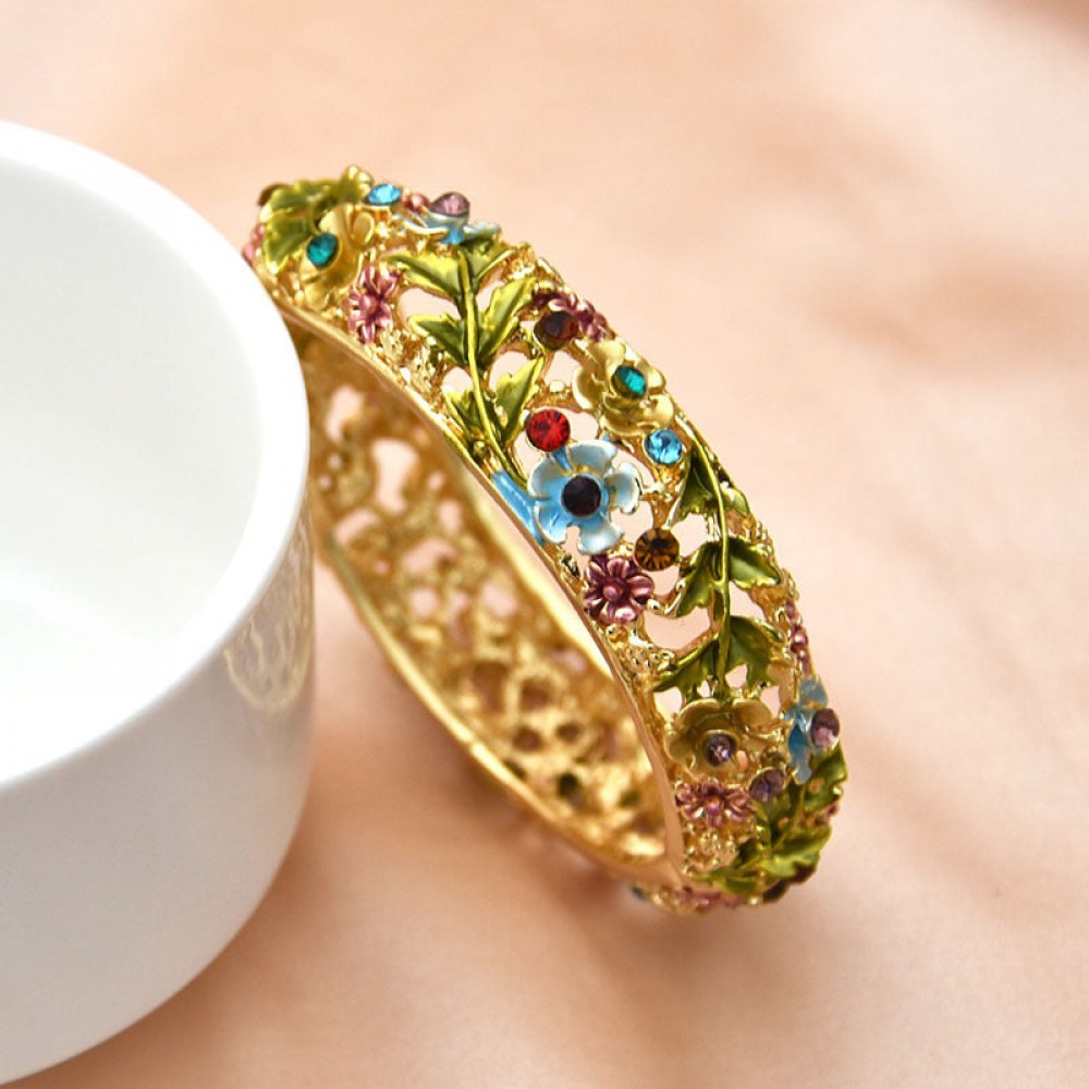 foreign trade jewelry retro rose diamond hollow alloy cloiso