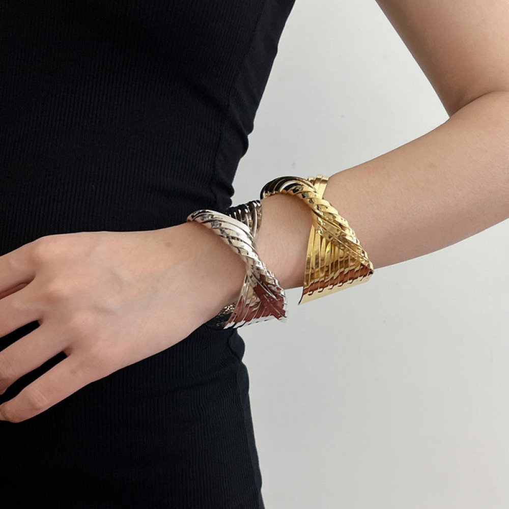 metal cross surround opening bracelet retro bracelet